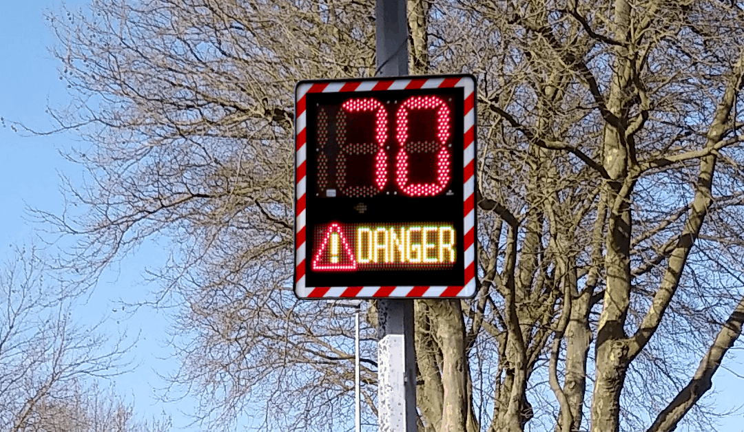 Textes et pictos tricolores pour les radars pédagogiques I-SAFE 2